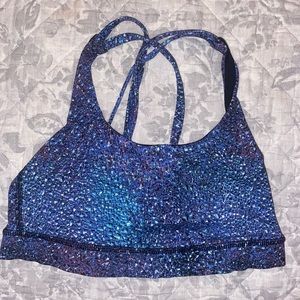 Lululemon sports bra